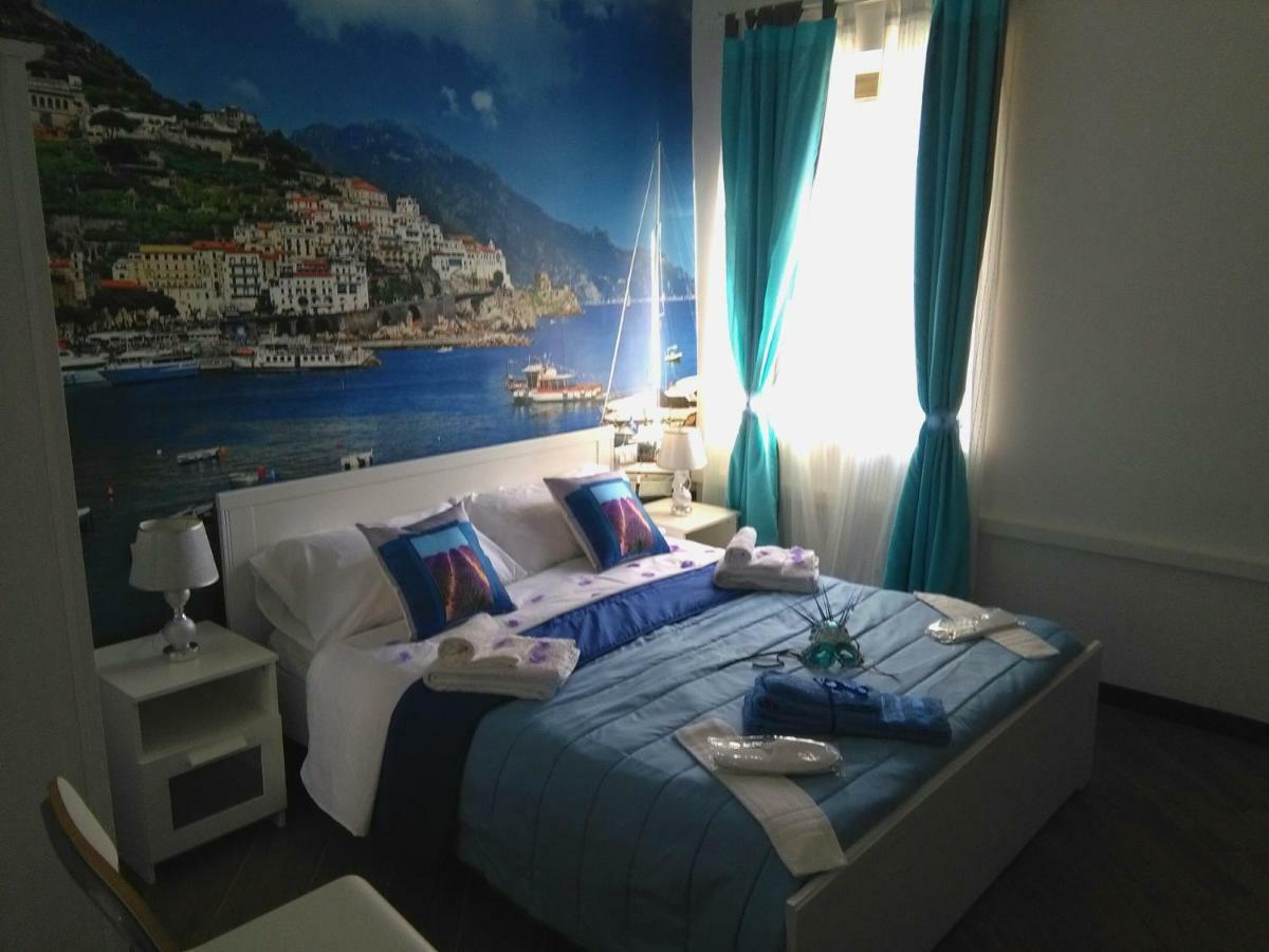 Villa Vittoria Mini Hotel Салерно Екстер'єр фото