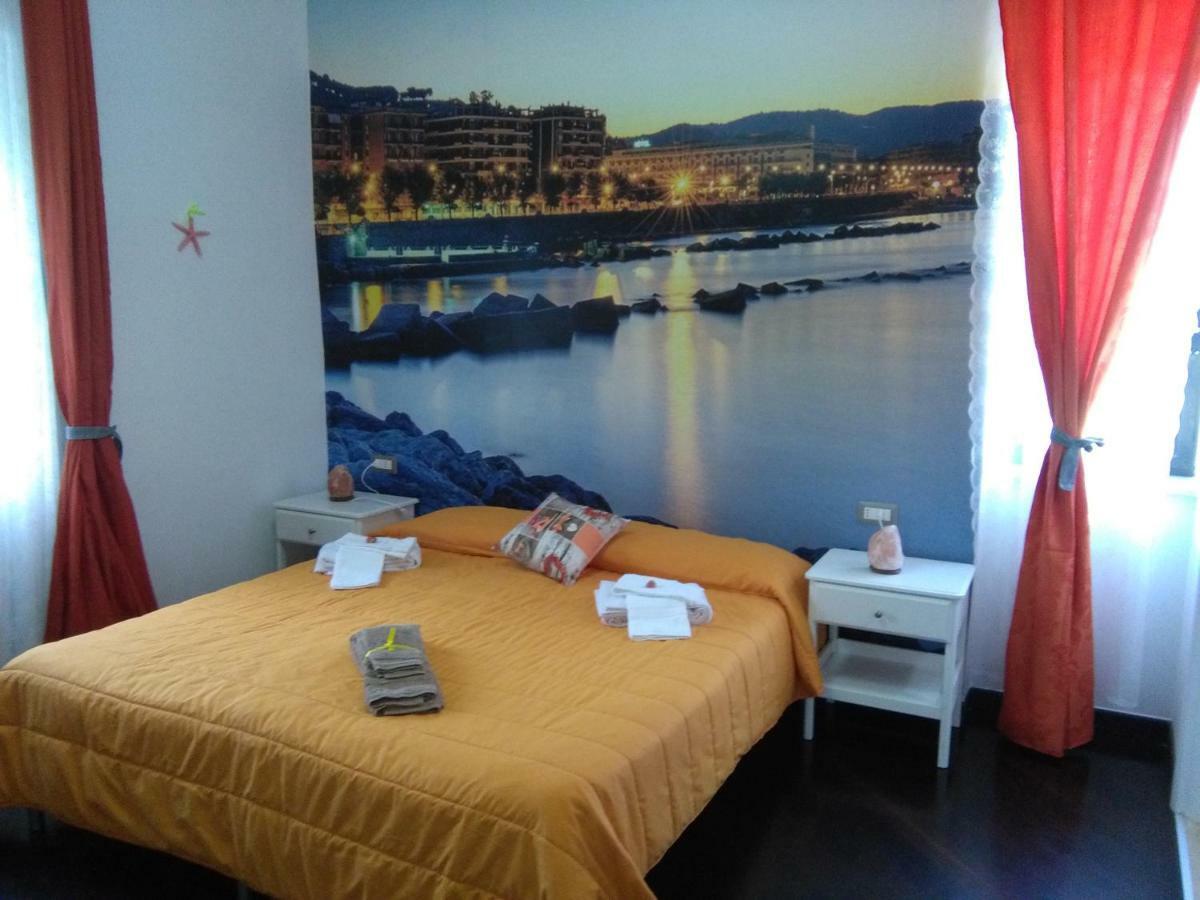 Villa Vittoria Mini Hotel Салерно Екстер'єр фото