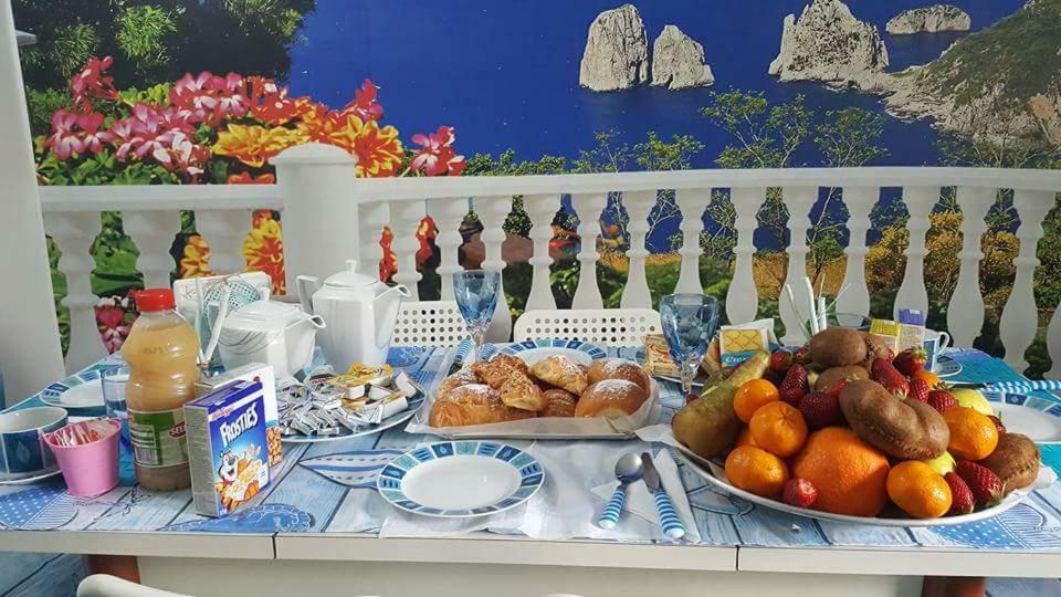 Villa Vittoria Mini Hotel Салерно Екстер'єр фото